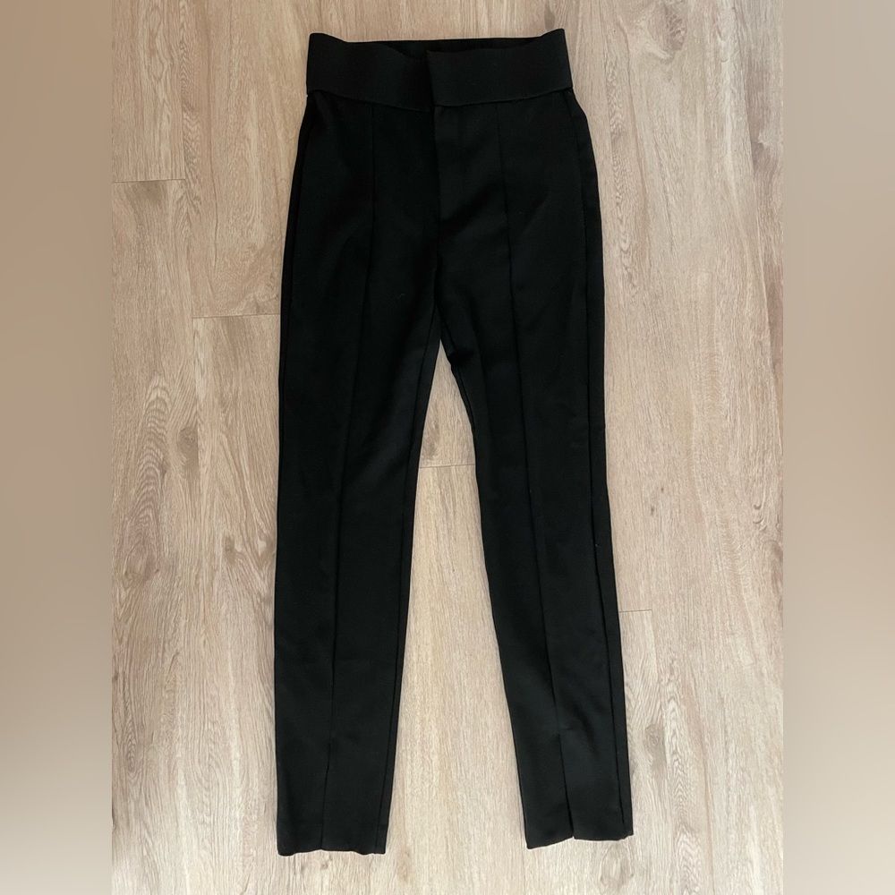 ZARA women’s black pleated pants with ankle slit